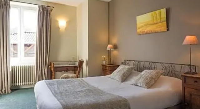 Le Relais du çatey, Rezerwuj Hotel L'Isle-d'Abeau Isère