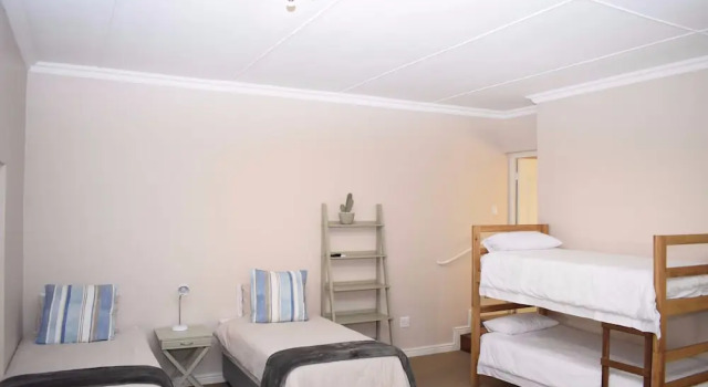 Семейный люкс c 1 комнатой Outeniqua Inn