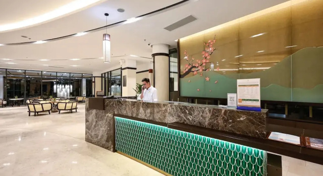 Emerald Ho Tram Resort