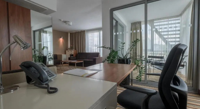 Люкс Superior Business Hotel Astrum Laus