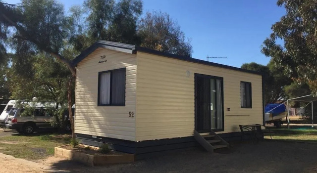 Acacia Caravan Park, Rezervovat Kemp Ararat 