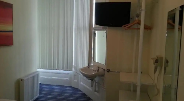 Номер Comfort Manor Hotel