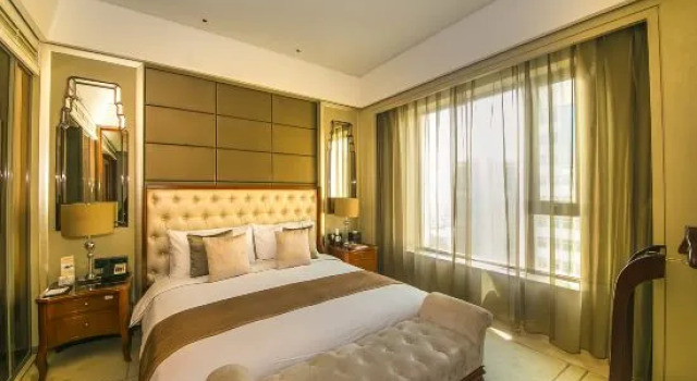 Люкс Business Legend Hotel
