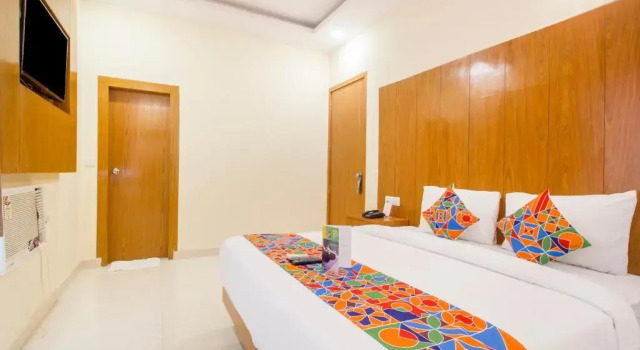 Двухместный номер Superior FabHotel Aries - Nr IGI Airport New Delhi
