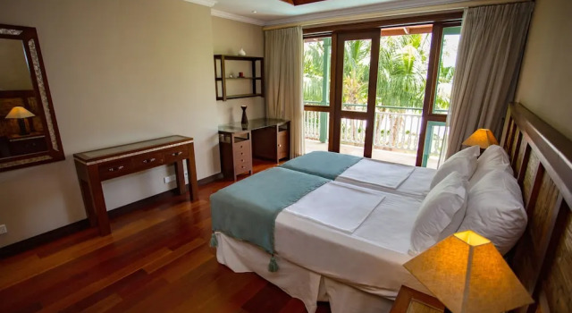 Villa 4 camere vista litorale Spas Villas Eden Island