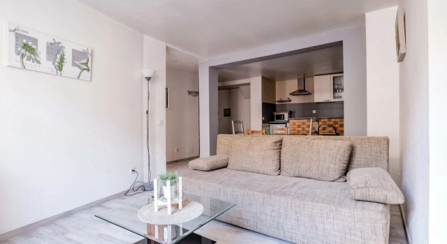 Nice T2 for 5 People - Strasbourg, Забронировать Отель Страсбург Strasbourg Eurometropole, рядом с Церковь Св. Мадлен