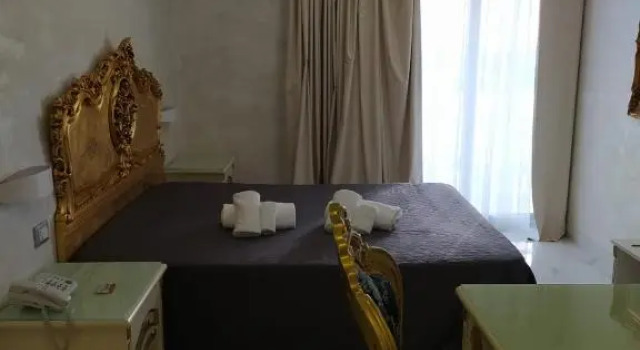 Трёхместный номер Standard HOTEL PARADISE