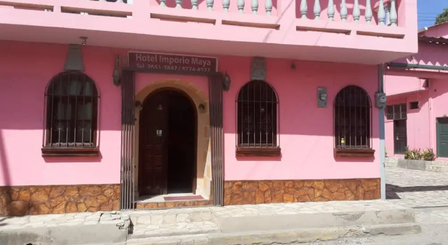 Hotel Emporio Maya