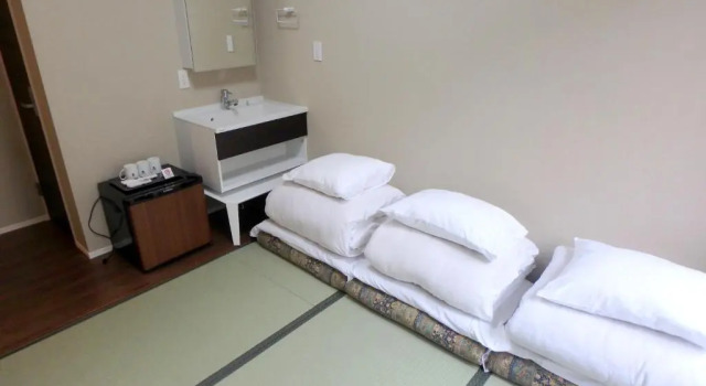 Трёхместный номер Economy Hotel Hoteiya