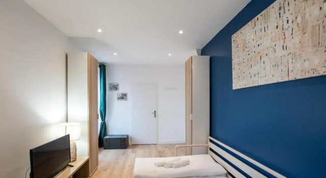 Le Musigny - Superbe studio moderne au calme proche place Valmy, Rezerwuj Apartament Hotele w Rhône z parkingiem, Parking