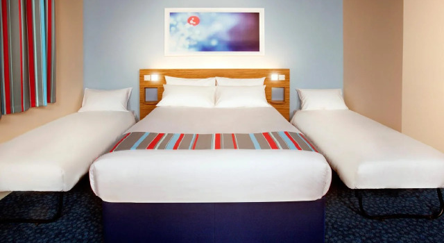 Travelodge Dunfermline, Reservar Hotel Hotéis em Scotland com estacionamento, Estacionamento