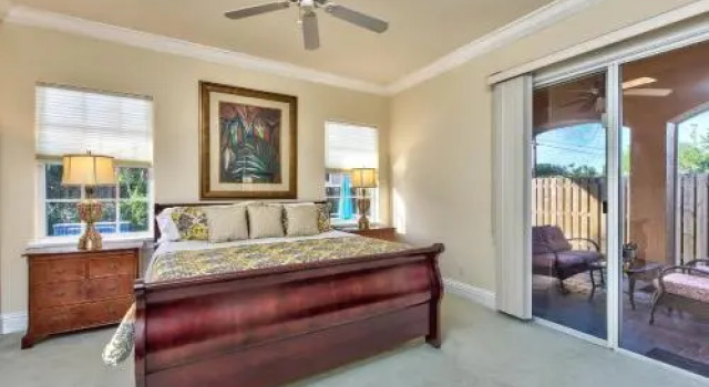 Syracuse Vacation Rental, Book Lejlighed North Naples Florida
