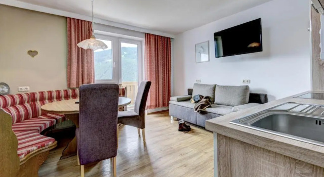 Berghotel Jaga-Alm, Rezerwuj Hotel Hotele w Salzburg ze śniadaniem, Śniadanie