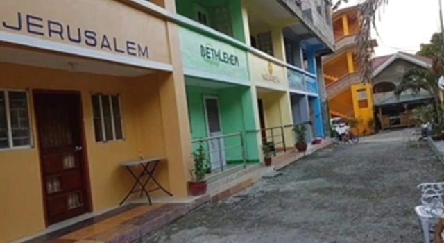 shalom guest house and rest bar, Book Guesthouse Hotels in Dingalan with Parking, Parking
