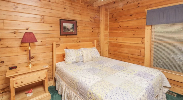 Red Bird Haven by Heritage Cabin Rentals, Забронировать Отель Отели Пиджен-Фордж 4 звезды, рядом с Развлекательный центр Lazer Port, 4*