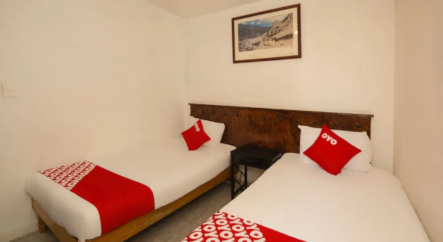 Апартаменты Deluxe Hotel El Meson De La Luna