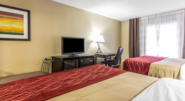 Четырёхместный номер Standard Quality Inn Lincolnton