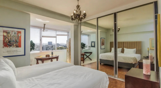 Green Point 2 Bedroom Apartment With Enclosed Balcony and Stunning Views, Забронировать Апартаменты/квартира Апартаменты Кейптауна, рядом с Конференц-центр Avenue, Апартаменты/квартира