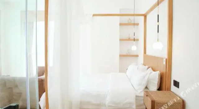 Четырёхместный люкс Home Hostel