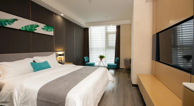 UP and IN Hotel Zhengzhou Erqi District Hanghai West Road Qiliyan Metro Station