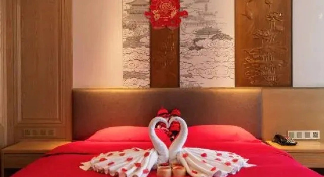 Doppel Suite Baoying Jinling Hotel