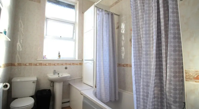 Коттедж Bungalow - Sleeps 6 - Pets Ok - Garden - Parking