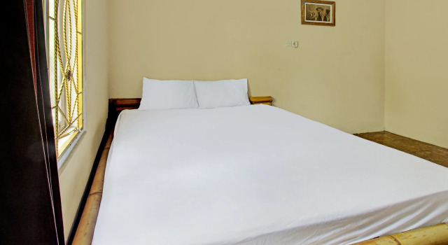 Hotel O Zahira Homestay Near Ekas Surf School and Service, Забронировать Отель Отели провинции Западных Малых Зондских островов с парковкой, Парковка