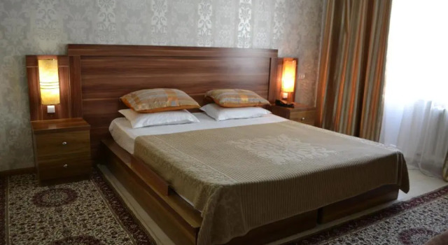 Двухместный номер Deluxe с балконом Gostinitsa Grand