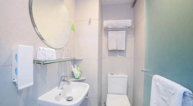 Трёхместный номер Ease Hotel Ease Mong Kok