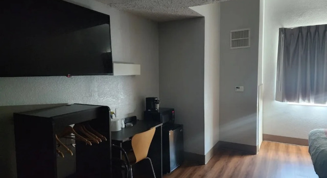 Четырёхместный номер Premium Motel 6-Biloxi, MS - Beach