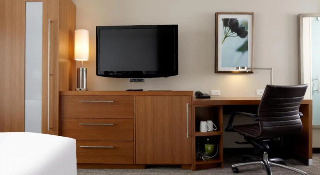 Двухместный люкс c 1 комнатой Hyatt Place Portland Downtown - Old Port Square