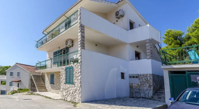 Apartments Oaza
