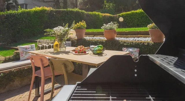 Vico Garden-203 by Rent all Como