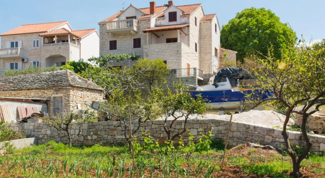 Katija - sea View - A2, Varaa Hotelli Hotellit Split-Dalmatia pysäköinnillä, Pysäköinti