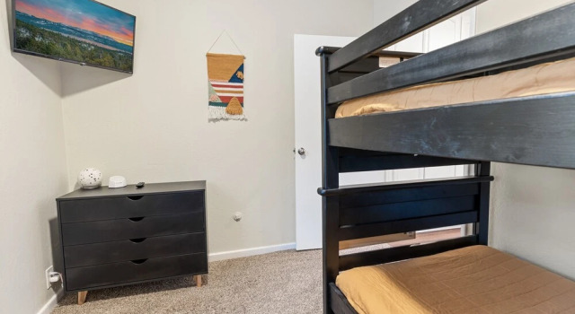 Badger Den - Located In The Heart Of The Village. Modern Aesthetics Meet Mountain Charm! 3 Bedroom Home, Rezerwuj Hotel Big Bear Lake Stany Zjednoczone