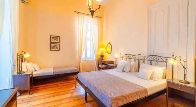 Трёхместный номер Standard с балконом Archontiko Eleni Hotel