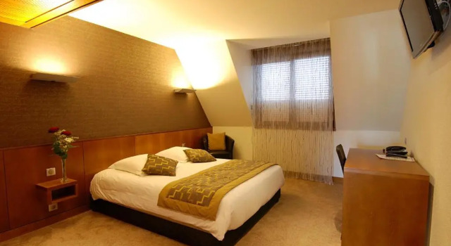 Четырёхместный номер Standard Hotel Au Nid De Cigognes