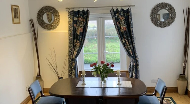 Коттедж 2-Bedroom Cottage with 2 Ensuites - Sleeps 6 Wifi