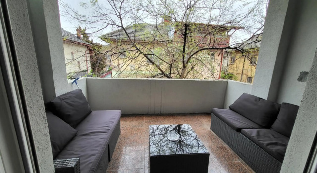 Apartment Mega Mall Monza National Arena