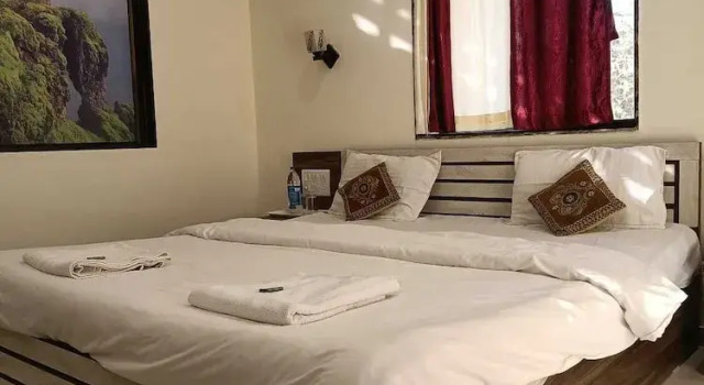 Двухместный номер Deluxe с балконом и с видом на окрестности Melody 24 East Resort