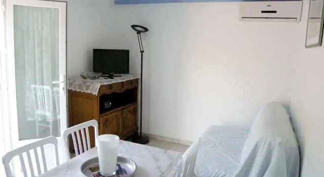 Apartment with One Bedroom in Le Plan-De-La-Tour, with Wonderful City View, Furnished Garden And Wifi - 6 Km From the Beach