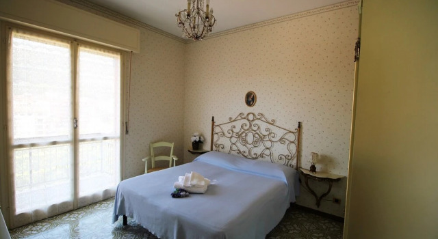 Apartament 1 dormitor cu balcon House Adelin