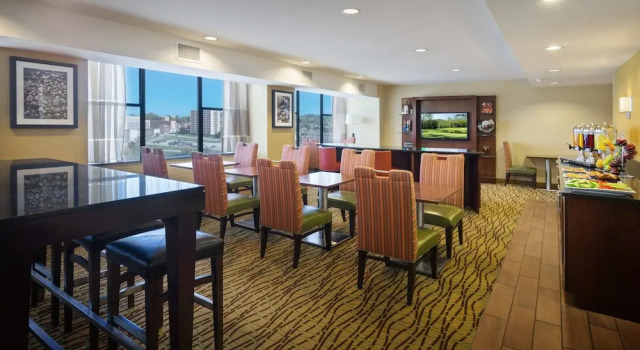 Двухместный номер Executive с видом на город Pittsburgh Marriott City Center