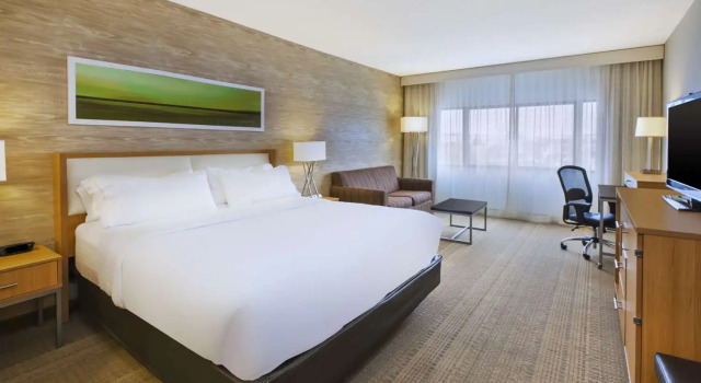 Двухместный номер Standard DoubleTree by Hilton Rapid City Downtown Convention Center