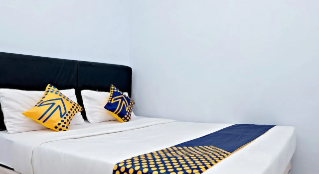 SPOT ON 2847 Anggrek Homestay, Prenota Hotel Hotel a Sulawesi con parcheggio, Parcheggio