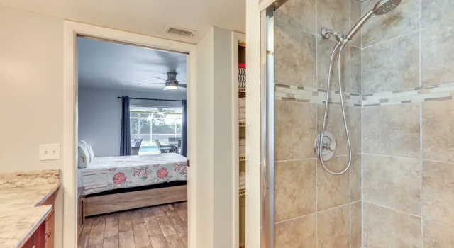 Коттедж Sarasota Home w/ Heated Pool: 3 Mi to Airport!