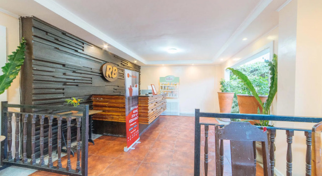 RedDoorz @ N Roldan Street, Prenota Hotel Kalibo 
