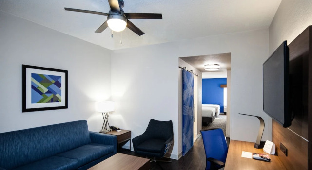 Люкс c 1 комнатой Holiday Inn Express Hotel & Suites Nashville Brentwood 65S