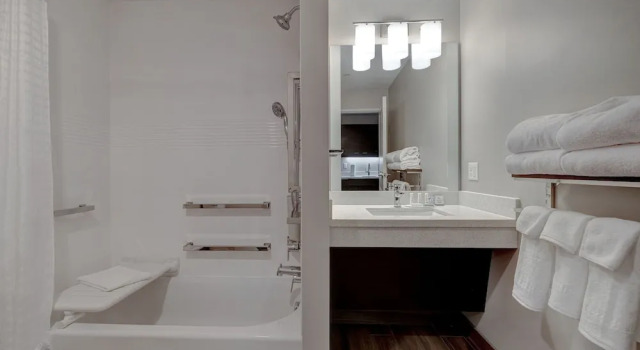 Люкс TownePlace Suites by Marriott Monroe