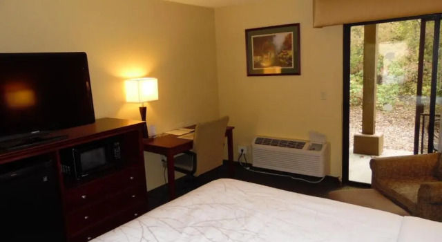 Двухместный номер Deluxe Best Western Plus Sonora Oaks Hotel and Conference Center